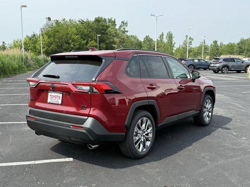 2025 Toyota RAV4 XLE Premium