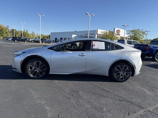 2024 Toyota Prius XLE