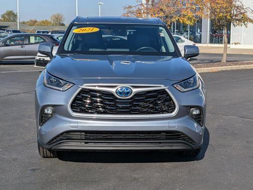 2021 Toyota Highlander Hybrid XLE