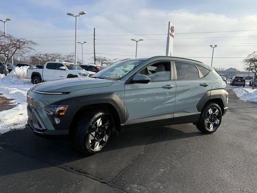 2024 Hyundai KONA SEL