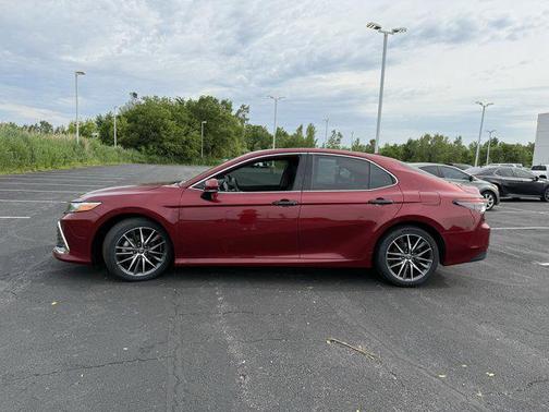 2022 Toyota Camry XLE