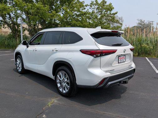 2023 Toyota Highlander Limited