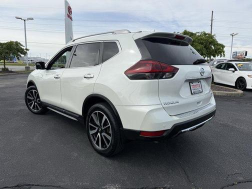 2020 Nissan Rogue SL