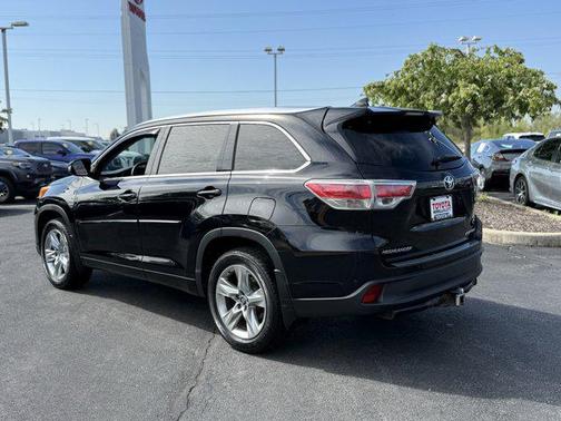 2016 Toyota Highlander Limited