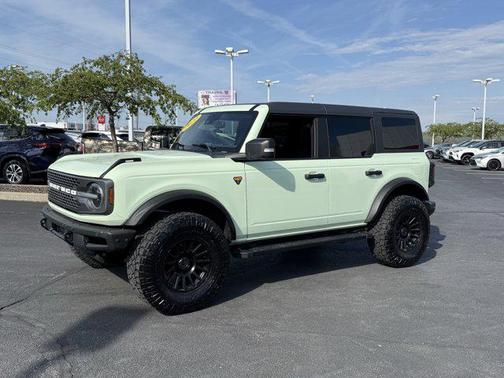 2022 Ford Bronco Badlands