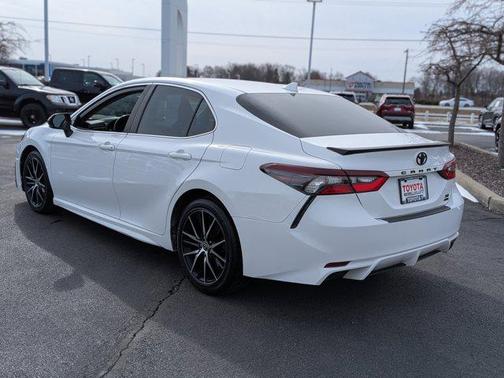 2021 Toyota Camry SE