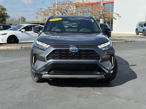 2024 Toyota RAV4 Hybrid SE