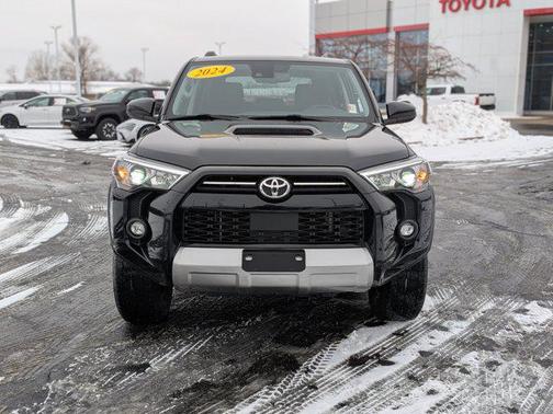 2024 Toyota 4Runner TRD Off Road