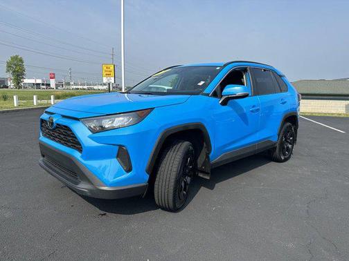 2021 Toyota RAV4 LE