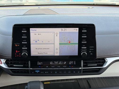 2021 Toyota Sienna Platinum 7 Passenger