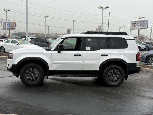 2026 Toyota Land Cruiser Base