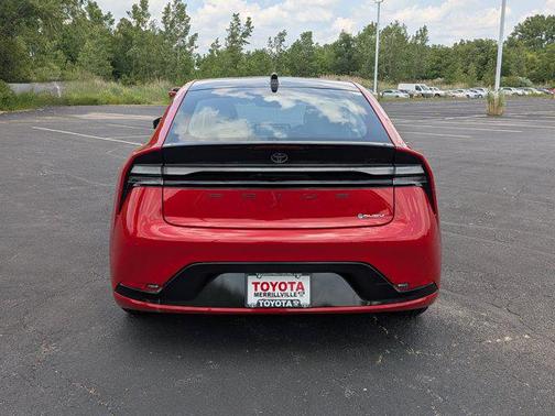 2025 Toyota Prius L
