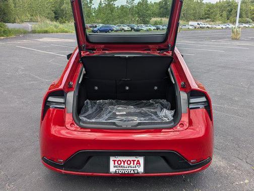 2025 Toyota Prius L