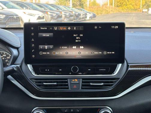 2024 Nissan Altima SR VC-Turbo FWD