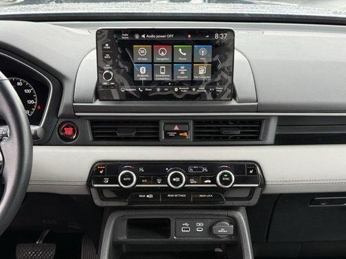 2024 Honda Pilot Touring 8-Passenger