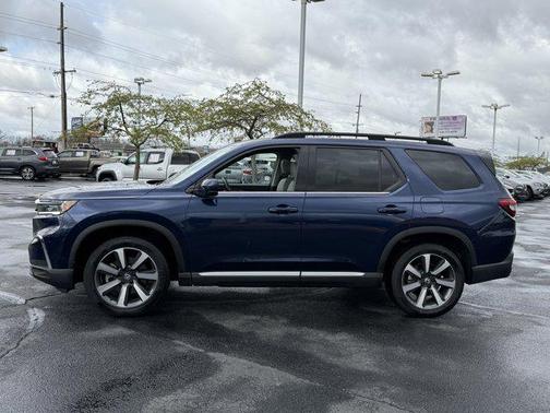 2024 Honda Pilot Touring 8-Passenger