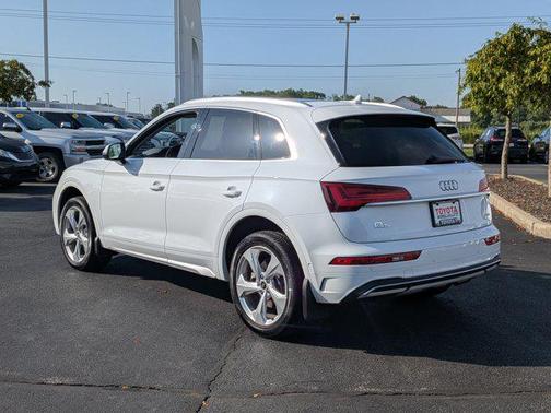 2021 Audi Q5 45 Prestige