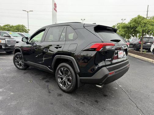 2023 Toyota RAV4 Hybrid XLE Premium