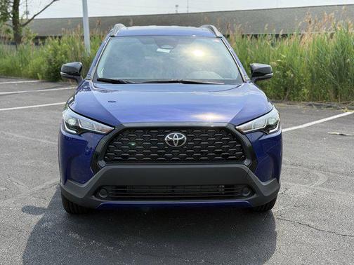 2025 Toyota Corolla Cross LE