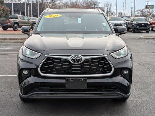 2023 Toyota Highlander XLE