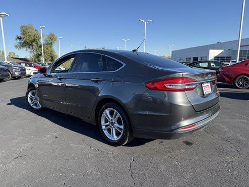 2018 Ford Fusion Hybrid SE
