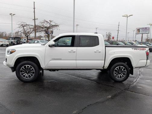 2023 Toyota Tacoma TRD Sport