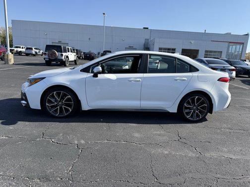 2022 Toyota Corolla SE