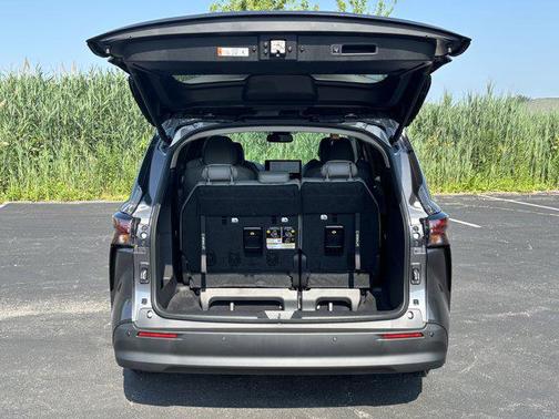2025 Toyota Sienna XLE 7 Passenger