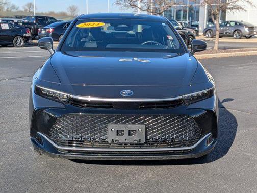 2024 Toyota Crown Limited