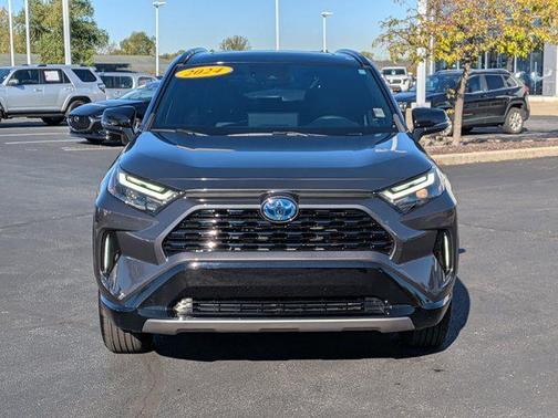 2024 Toyota RAV4 Hybrid SE