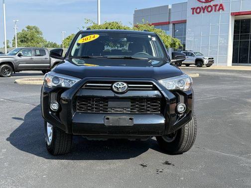 2024 Toyota 4Runner SR5