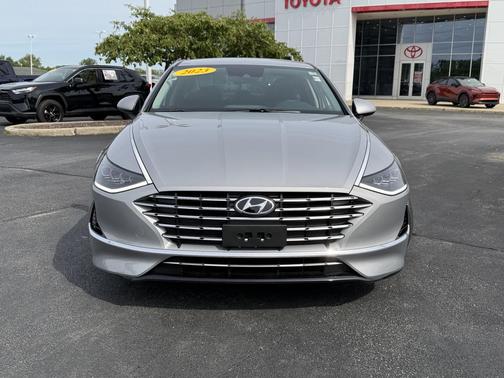 Curated Silver 2023 Hyundai SONATA Hybrid SE