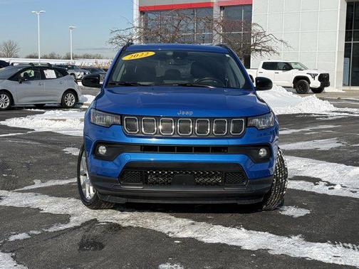 2022 Jeep Compass Latitude Lux