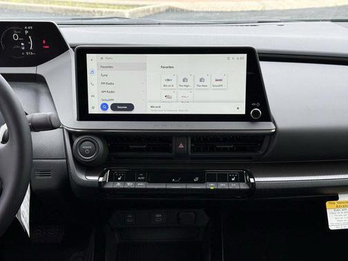 2025 Toyota Prius L