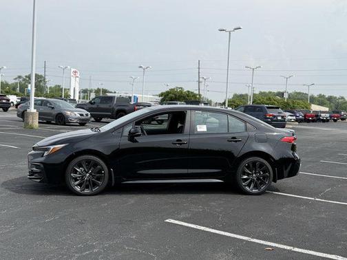 2025 Toyota Corolla SE