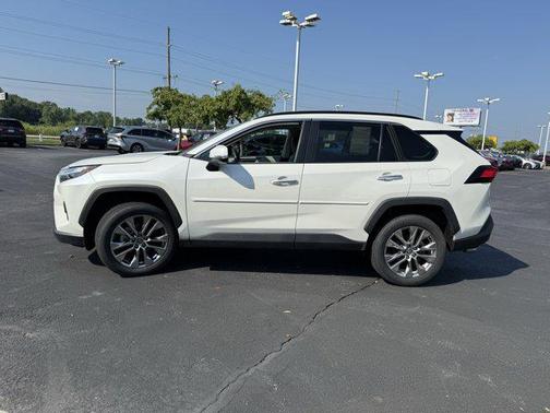 2022 Toyota RAV4 Limited