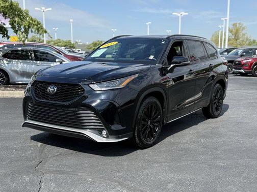2023 Toyota Highlander XSE