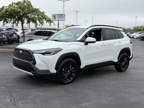 2023 Toyota Corolla Cross LE