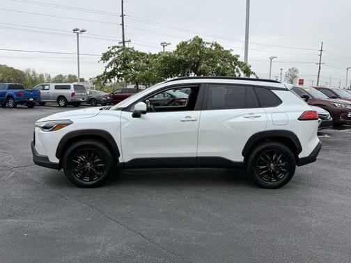 2023 Toyota Corolla Cross LE