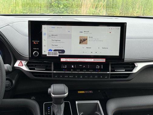 2025 Toyota Sienna Limited 7-Passenger
