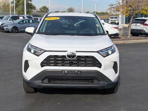 2024 Toyota RAV4 XLE