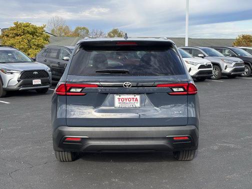 2026 Toyota Grand Highlander Hybrid XLE