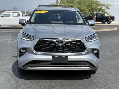 2024 Toyota Highlander Platinum