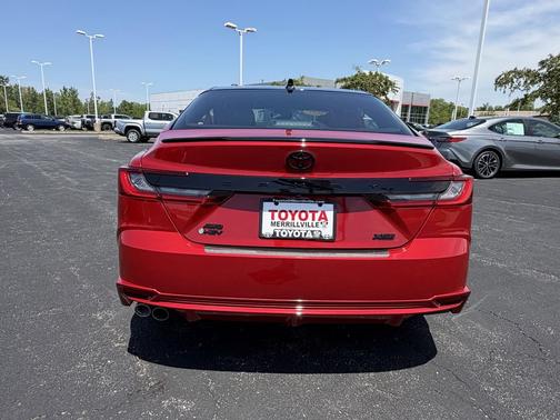 Supersonic Red/Midnight Black Metallic 2025 Toyota Camry XSE