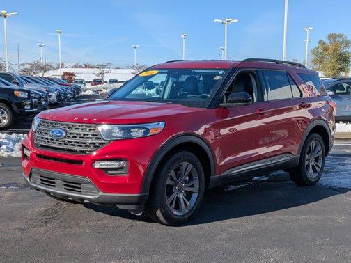 2024 Ford Explorer XLT