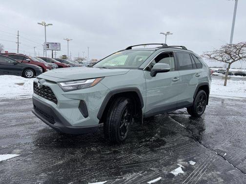 2023 Toyota RAV4 XLE