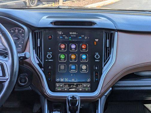 2022 Subaru Outback Touring
