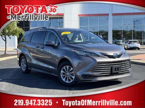 Predawn Gray Mica 2022 Toyota Sienna LE