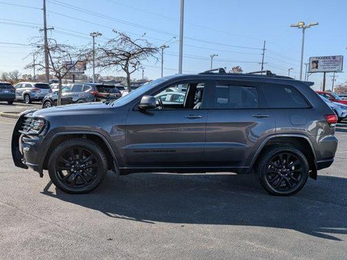 2017 Jeep Grand Cherokee Altitude