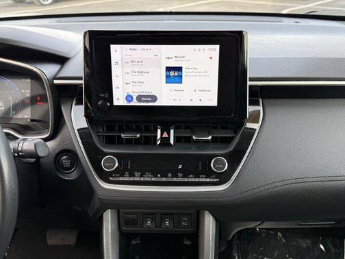 2024 Toyota Corolla Cross XLE